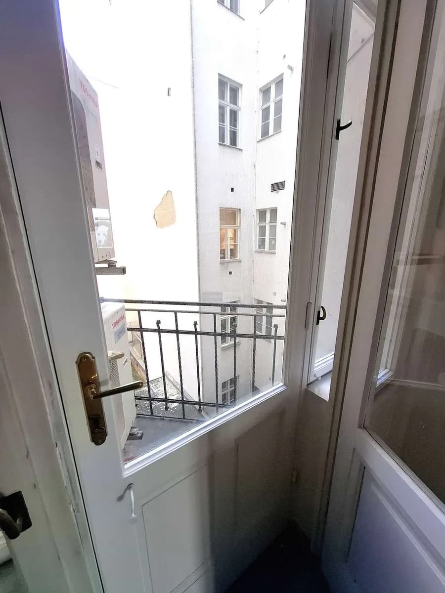 8-Zimmer-Gewerbeimmobilie mieten in Wien – 303 m², € 8.269 – Bild 8 von 13