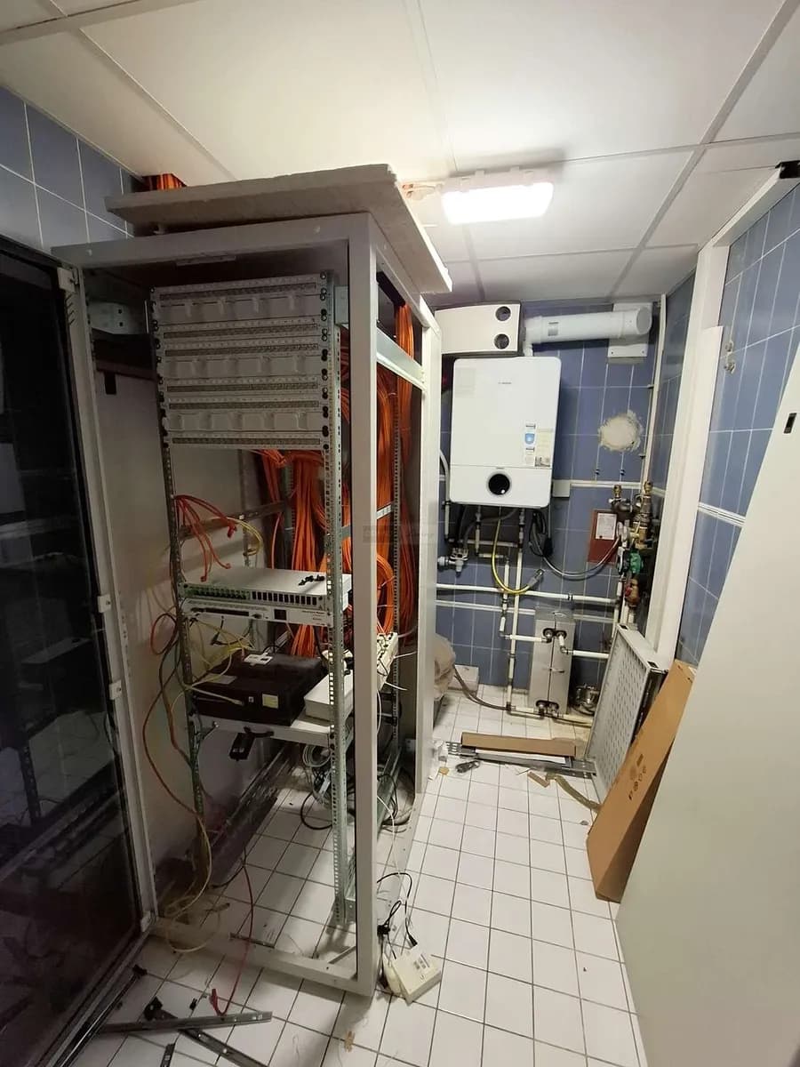 8-Zimmer-Gewerbeimmobilie mieten in Wien – 303 m², € 8.269 – Bild 11 von 13