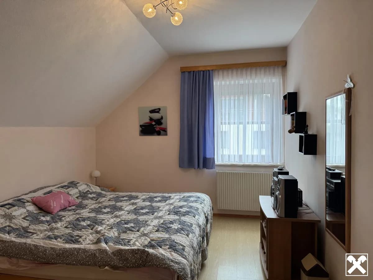 6-Zimmer-Haus kaufen in Hollabrunn – 170 m², € 379.000 – Bild 10 von 12