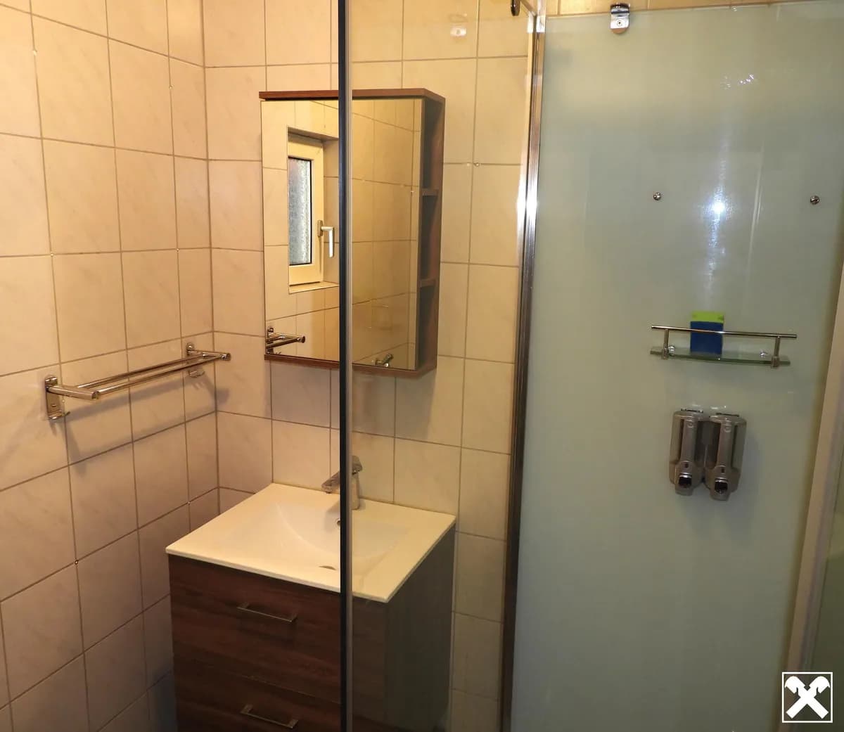 9-Zimmer-Gewerbeimmobilie kaufen in Tulln – 159 m², € 595.000 – Bild 9 von 24