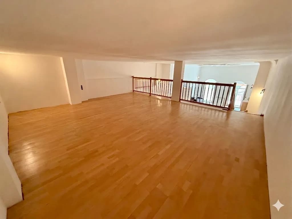 4-Zimmer-Wohnung mieten in Horn – 205 m², € 1.150 – Bild 9 von 14