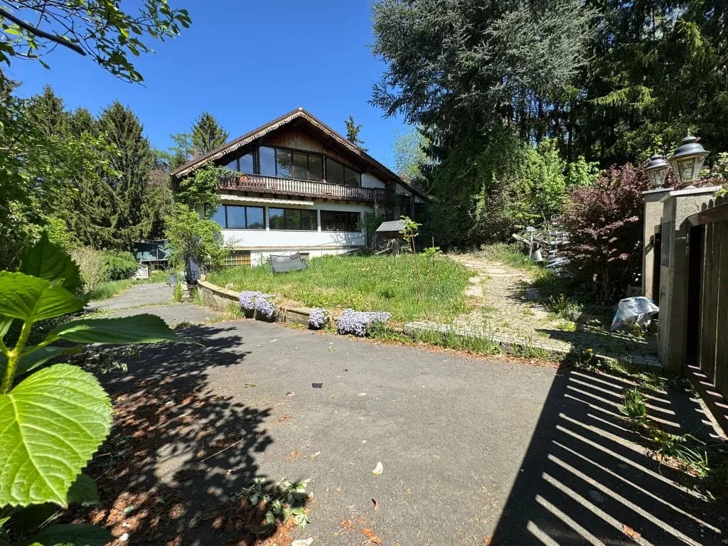8-Zimmer-Haus kaufen in Weiz – 350 m², € 429.000
