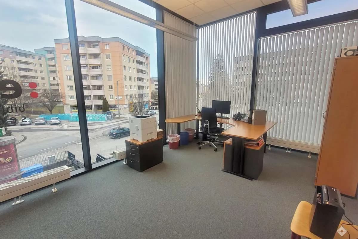 Gewerbeimmobilie mieten in Salzburg Stadt – 125 m², € 2.400 – Bild 3 von 5