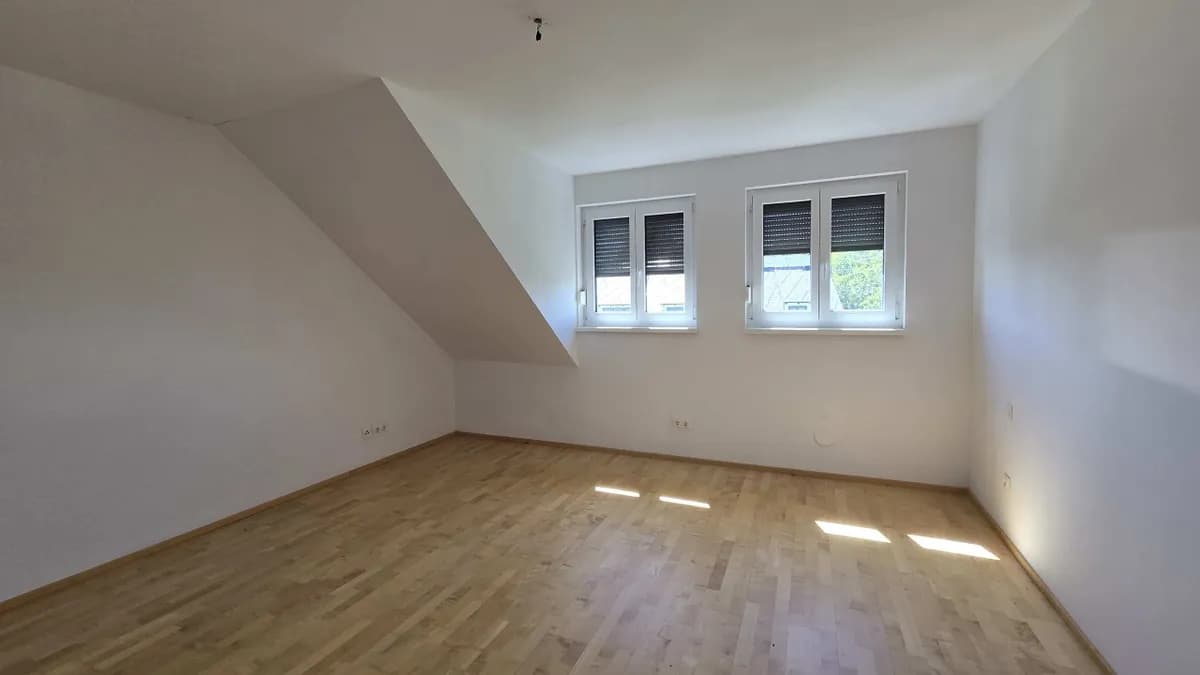 3-Zimmer-Wohnung mieten in Sankt Pölten Land – 77 m², € 1.037