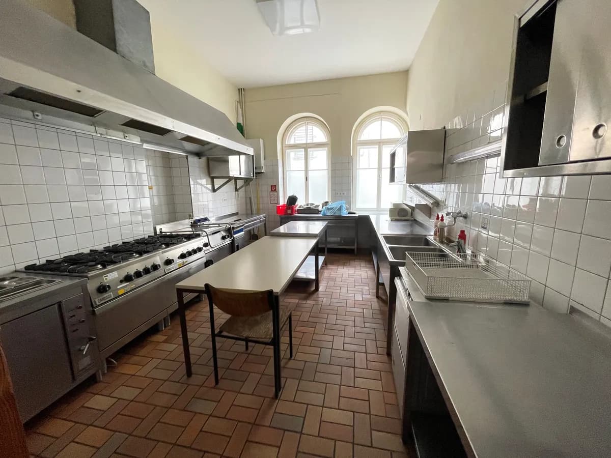Gewerbeimmobilie kaufen in Bruck-Mürzzuschlag – 1 100 m², € 500.000 – Bild 11 von 27