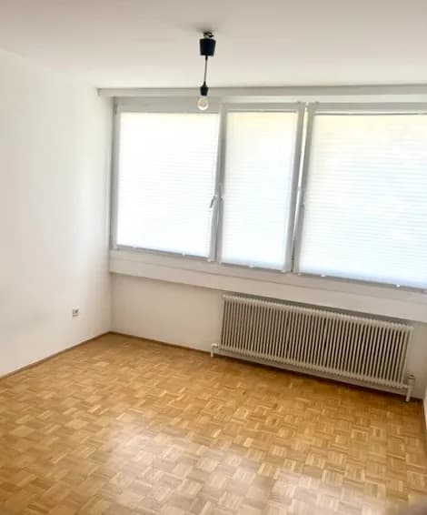Wohnung mieten in Salzburg Stadt – 25 m², € 750 – Bild 2 von 4