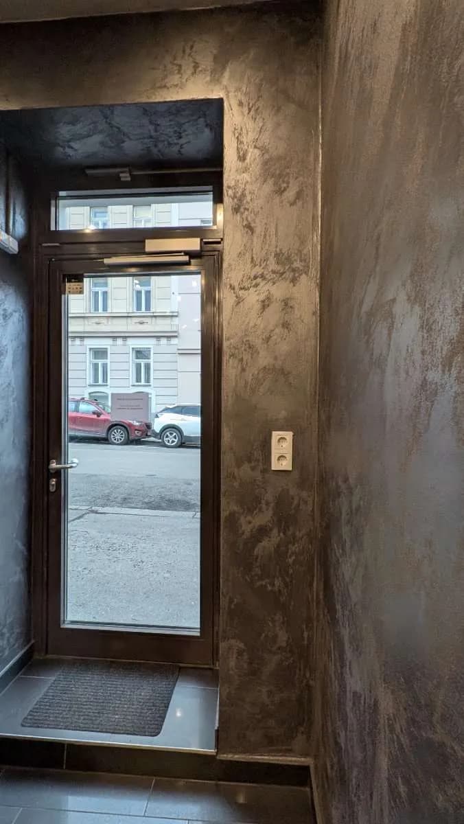 1-Zimmer-Gewerbeimmobilie mieten in Wien – 15 m², € 571 – Bild 2 von 9