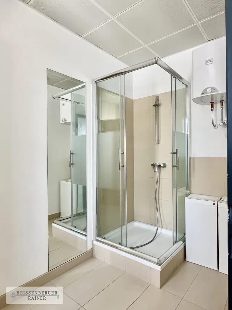 9-Zimmer-Gewerbeimmobilie mieten in Wien – 398 m², € 7.904 – Bild 11 von 18