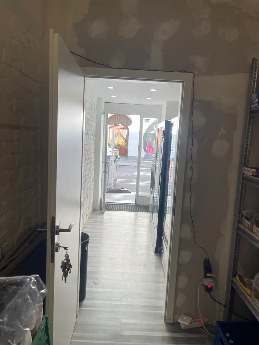 1-Zimmer-Gewerbeimmobilie mieten in Wien – 37 m², € 464 – Bild 8 von 10