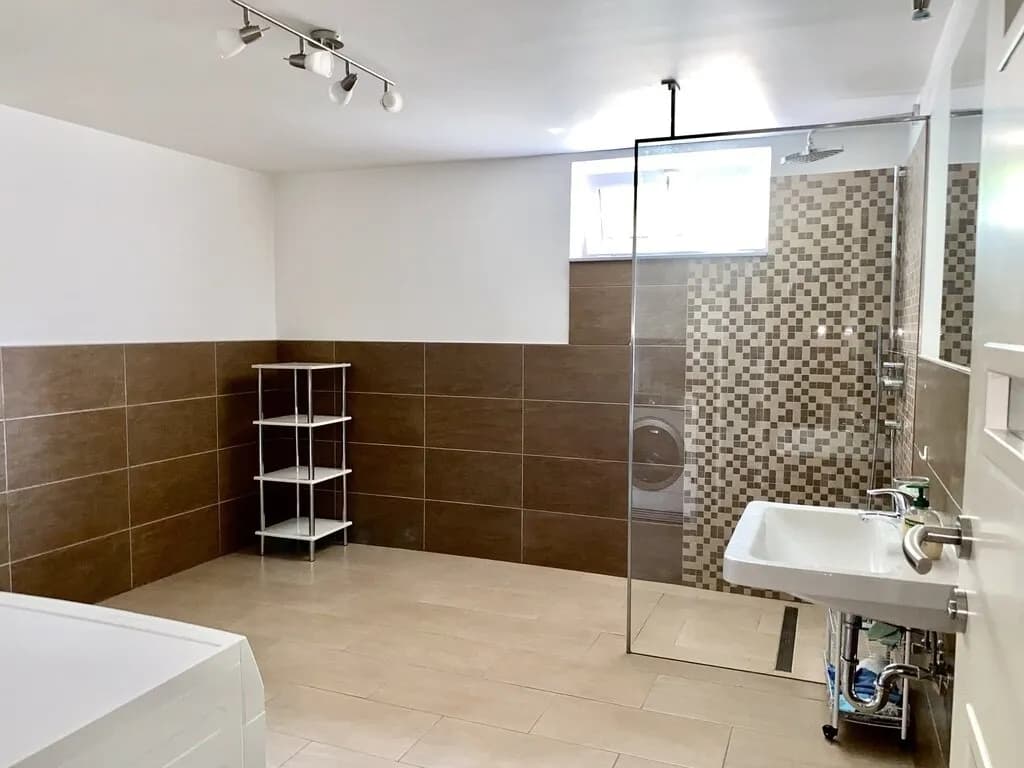 5-Zimmer-Haus mieten in Wien – 200 m², € 5.950 – Bild 17 von 41