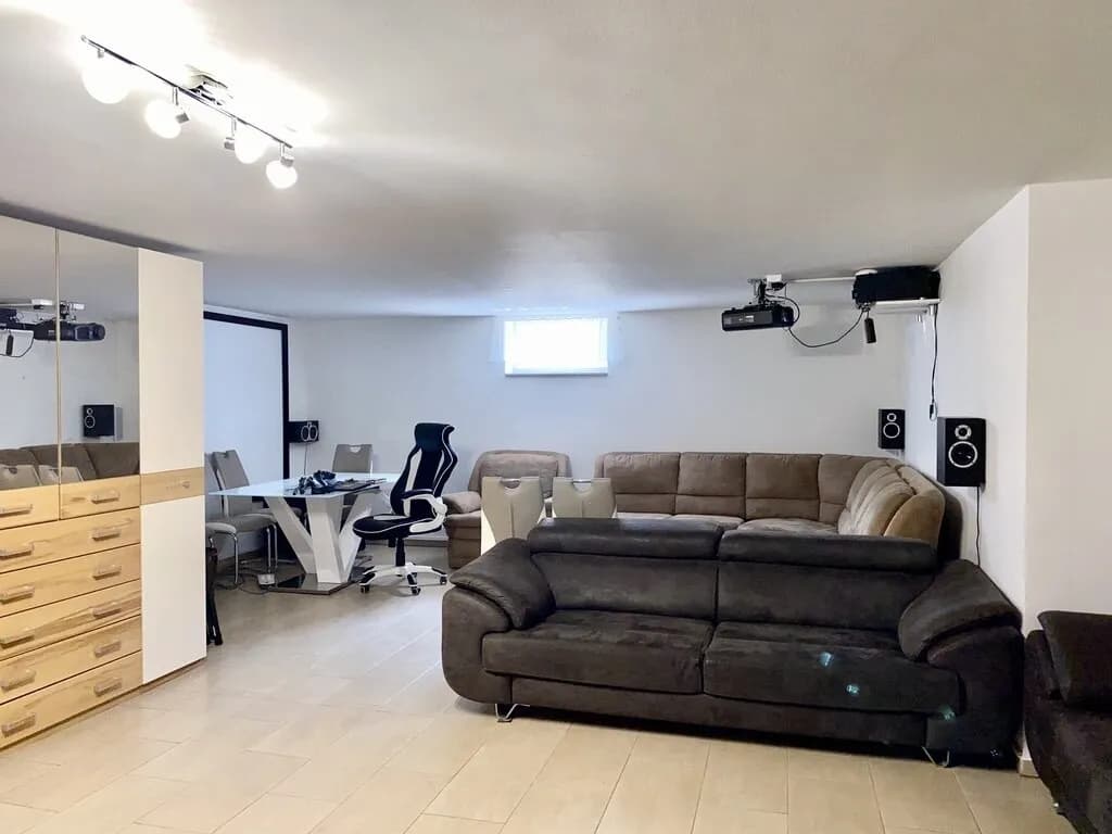 5-Zimmer-Haus mieten in Wien – 200 m², € 5.950 – Bild 18 von 41