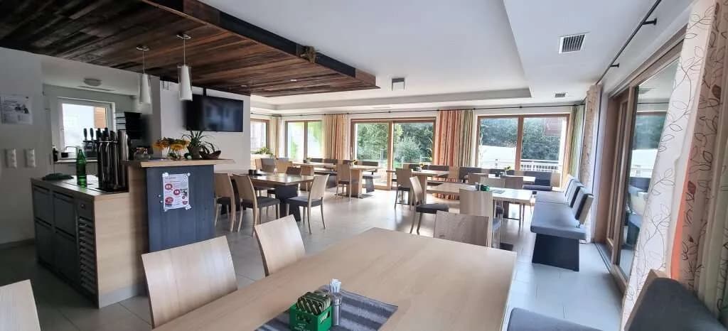Immobilie kaufen in Perg – 262,43 m², € 2.990.000 – Bild 14 von 24