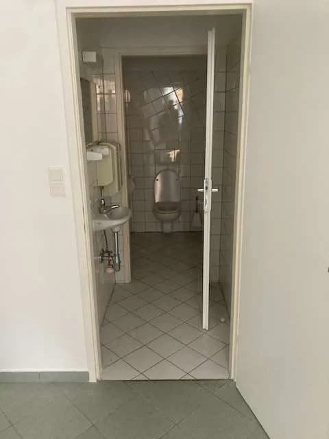 3-Zimmer-Gewerbeimmobilie mieten in Mattersburg – 124 m², € 680 – Bild 3 von 6