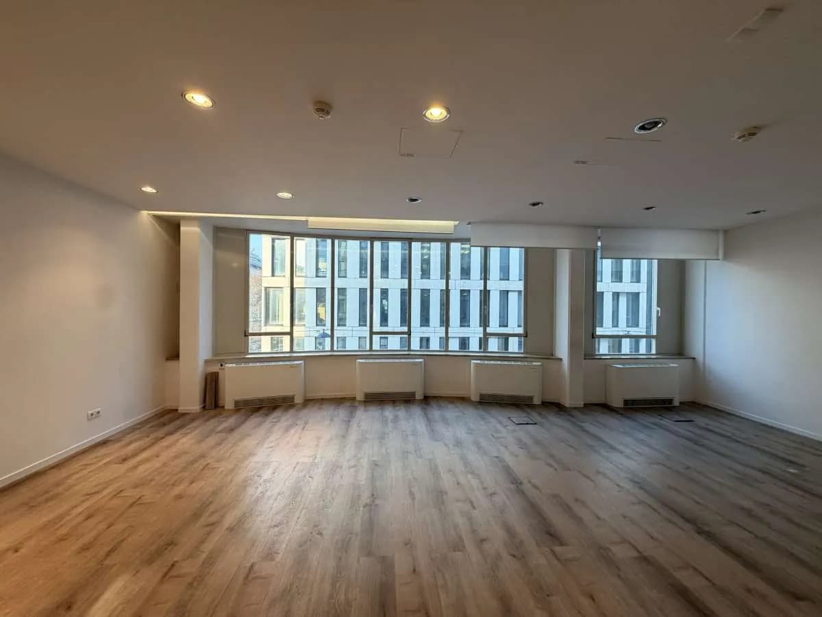 Gewerbeimmobilie mieten in Wien – 311 m², € 5.754 – Bild 2 von 14
