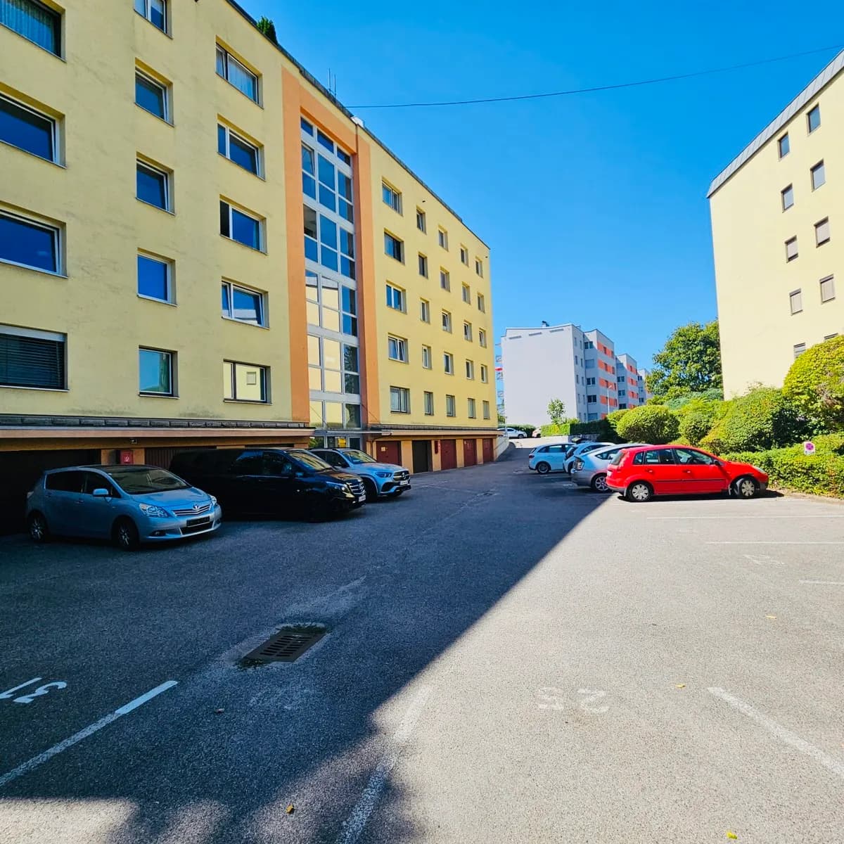 1-Zimmer-Wohnung mieten in Linz – 34 m², € 856 – Bild 2 von 9