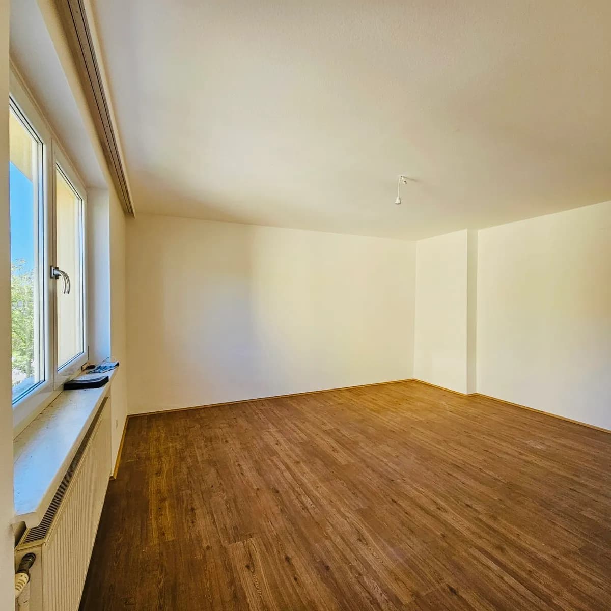 1-Zimmer-Wohnung mieten in Linz – 34 m², € 856 – Bild 6 von 9