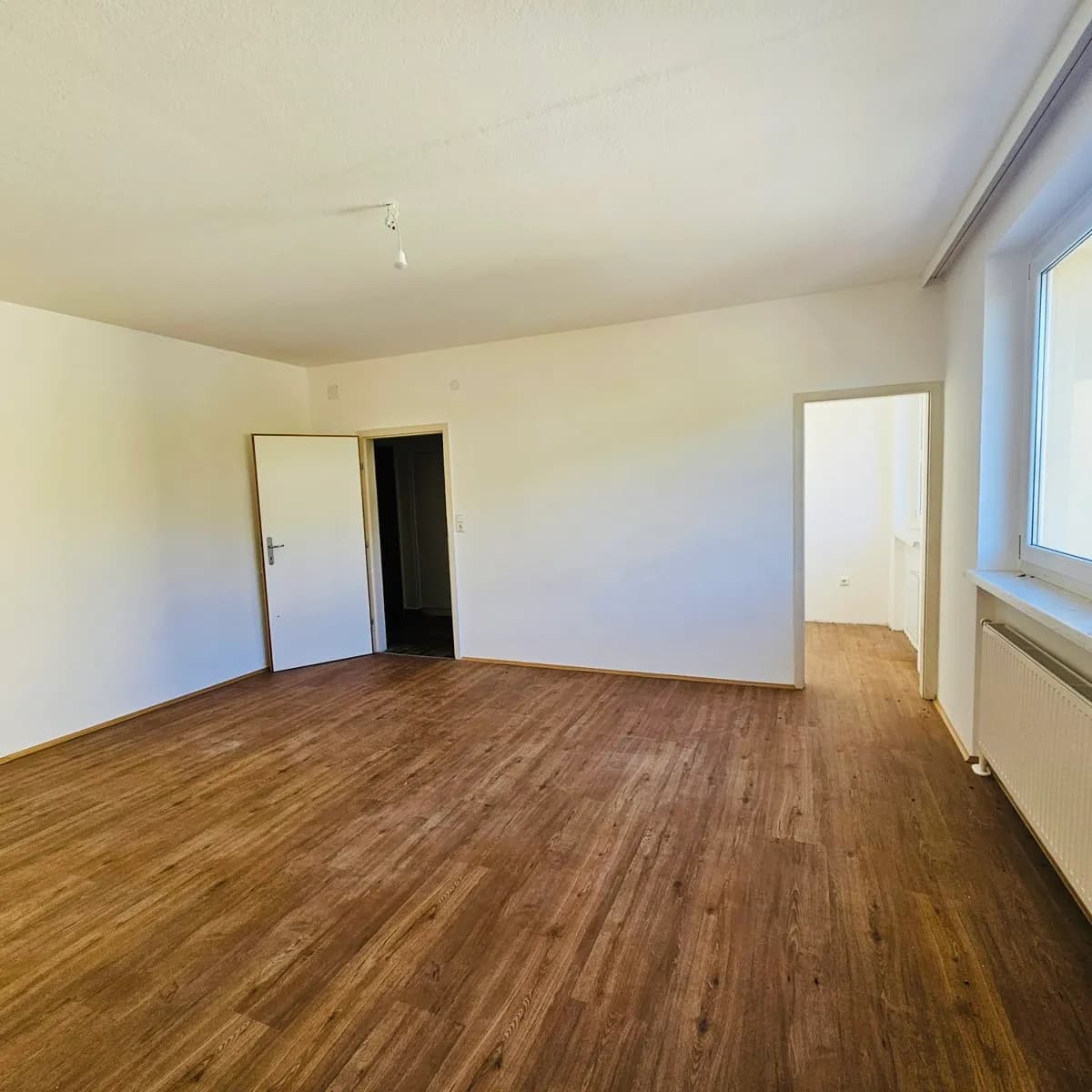 1-Zimmer-Wohnung mieten in Linz – 34 m², € 856 – Bild 8 von 9