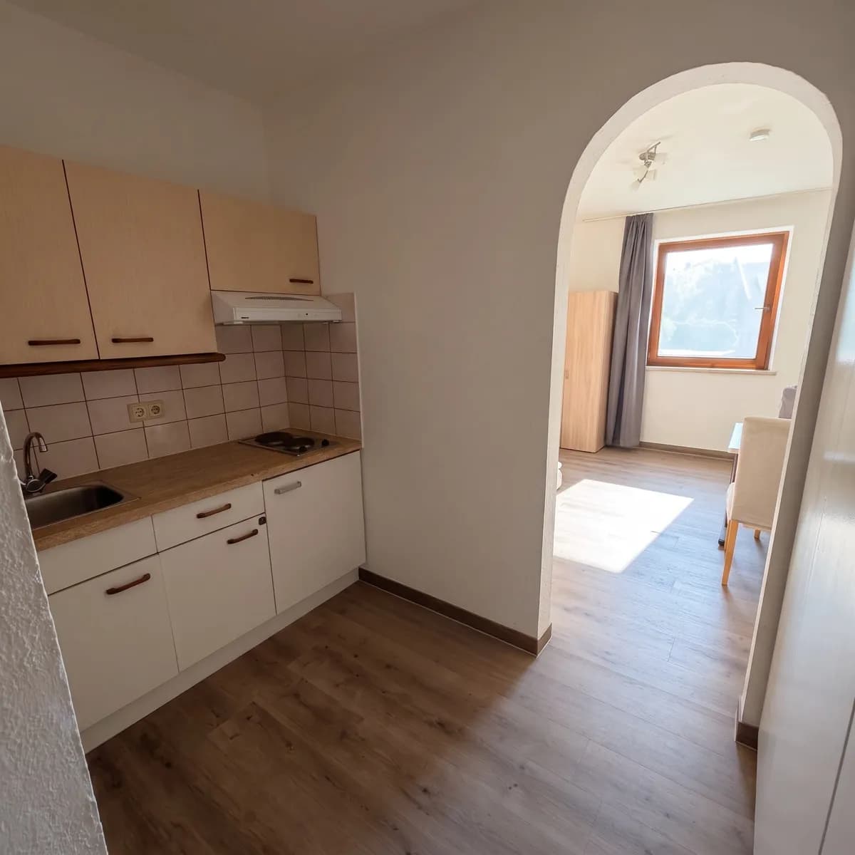 1-Zimmer-Wohnung mieten in Schwaz – 21 m², € 664 – Bild 2 von 6