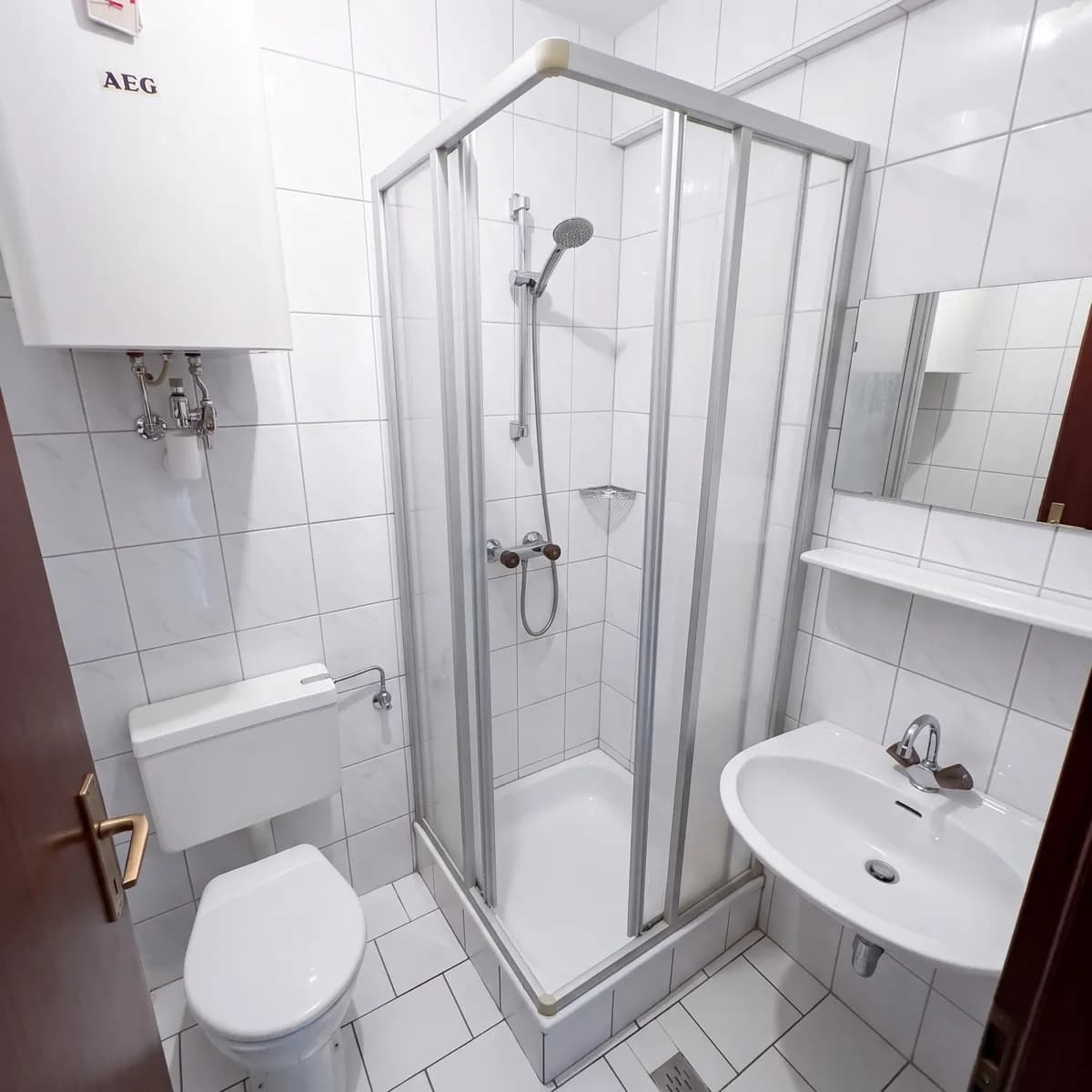 1-Zimmer-Wohnung mieten in Schwaz – 21 m², € 664 – Bild 4 von 6