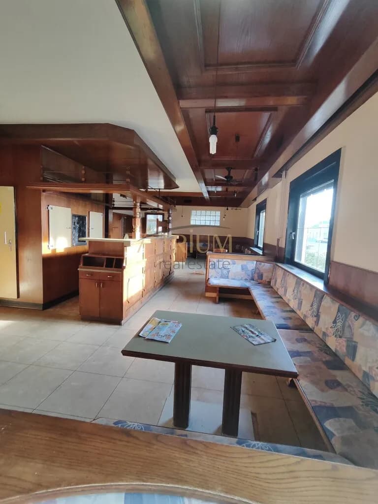 Gewerbeimmobilie mieten in Wien – 142 m², € 2.050 – Bild 2 von 5