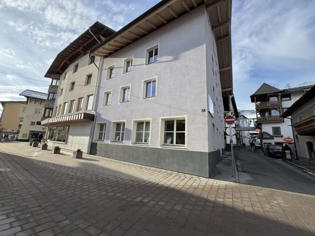 Gewerbeimmobilie mieten in Zell am See – 100 m², € 1.500