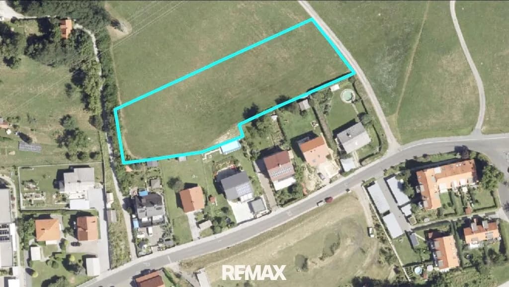 Grundstück kaufen in Graz – 4 400 m², € 1.400.000