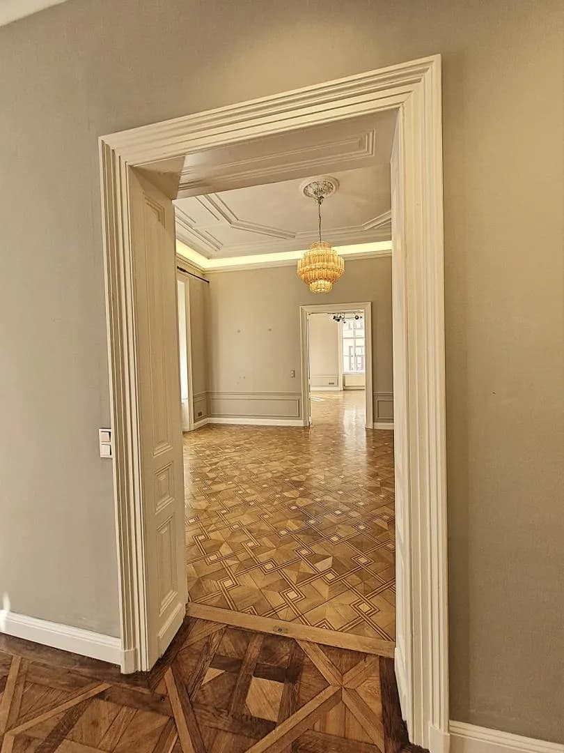 10-Zimmer-Wohnung mieten in Graz – 335 m², € 8.467 – Bild 2 von 19