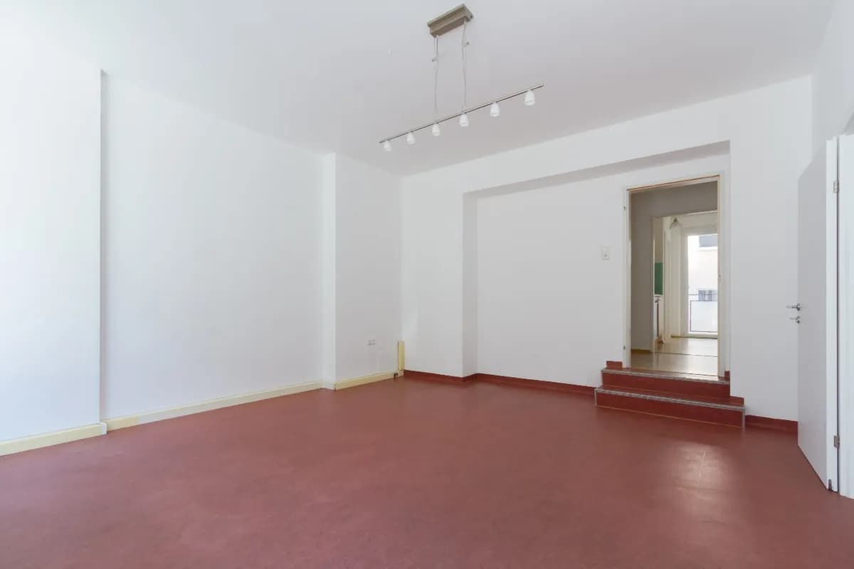 4-Zimmer-Gewerbeimmobilie mieten in Linz – 82 m², € 1.496 – Bild 3 von 12