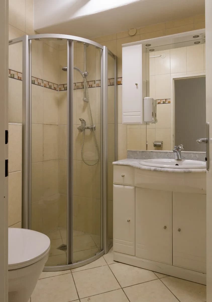 4-Zimmer-Gewerbeimmobilie mieten in Linz – 82 m², € 1.496 – Bild 9 von 12
