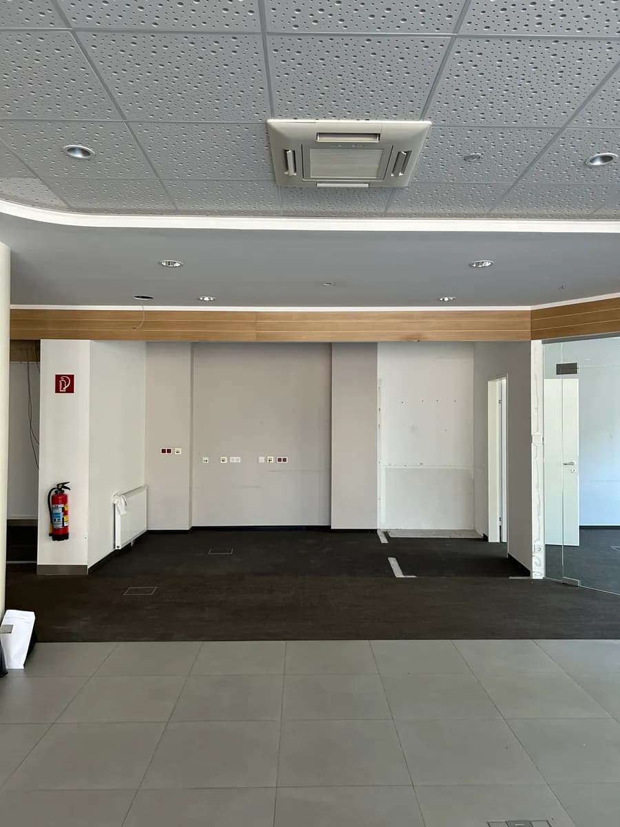 Gewerbeimmobilie mieten in Wien – 326 m², € 9.124 – Bild 6 von 11