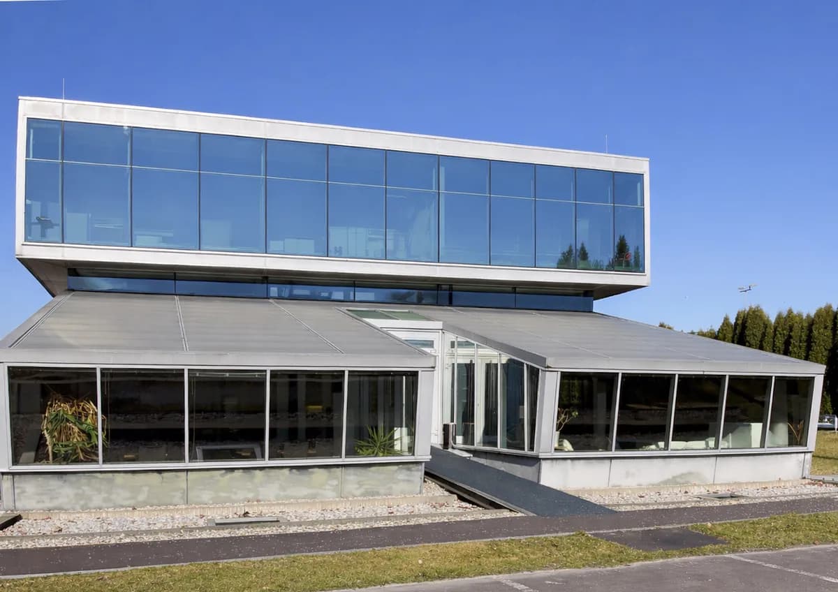 Gewerbeimmobilie mieten in Linz – 744 m², € 10.060 – Bild 10 von 14