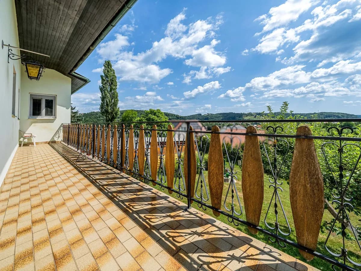 6-Zimmer-Haus kaufen in Graz-Umgebung – 350 m², € 890.000 – Bild 10 von 17