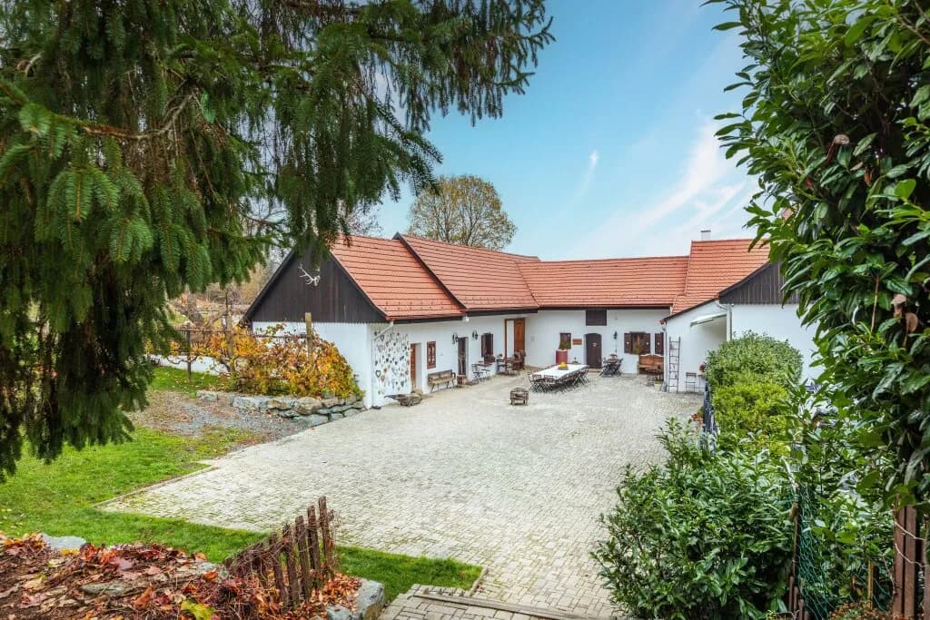 9-Zimmer-Immobilie kaufen in Güssing – 350 m², € 999.000 – Bild 2 von 60