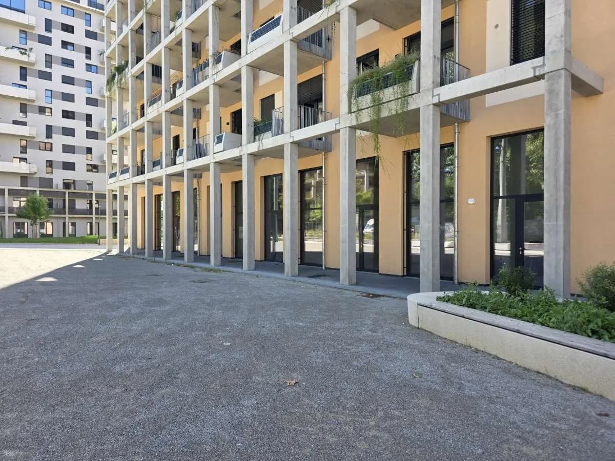 Gewerbeimmobilie mieten in Graz – 154 m², € 2.449 – Bild 1 von 8