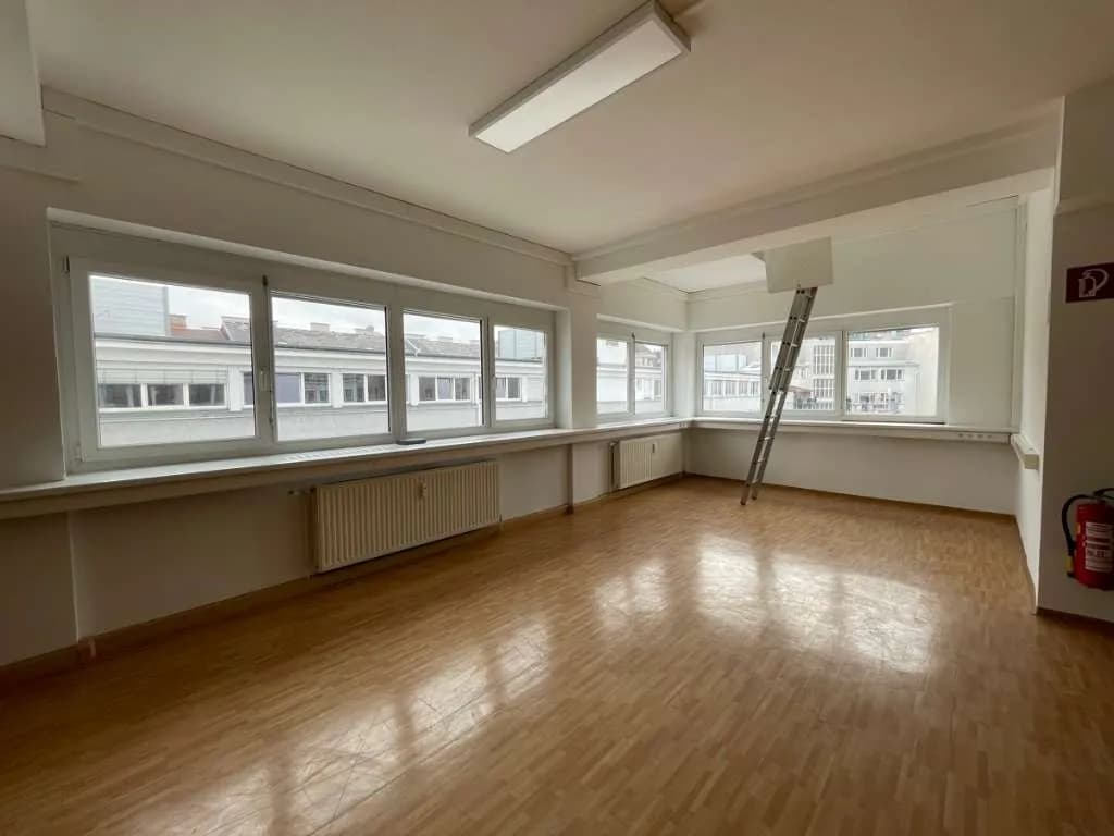 Gewerbeimmobilie mieten in Wien – 275 m², € 11 – Bild 14 von 14