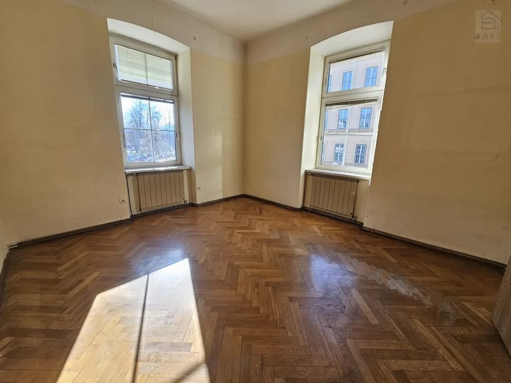 5-Zimmer-Gewerbeimmobilie mieten in Villach – 140 m², € 1.700 – Bild 1 von 7