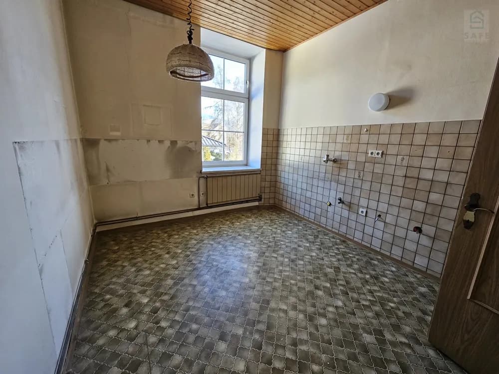 5-Zimmer-Gewerbeimmobilie mieten in Villach – 140 m², € 1.700 – Bild 5 von 7