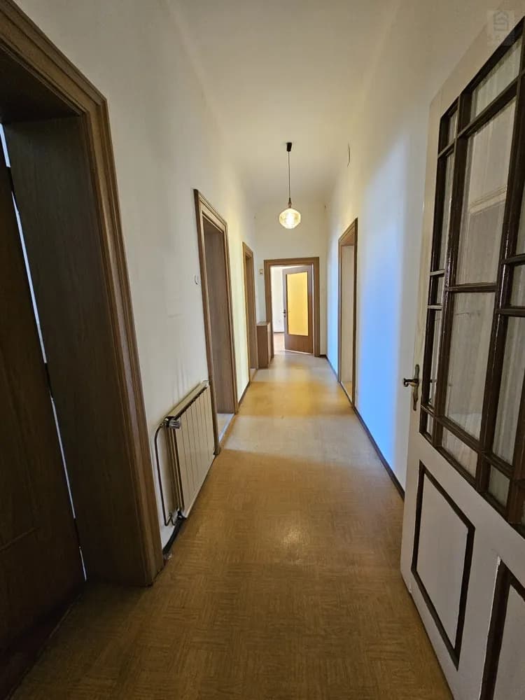 5-Zimmer-Gewerbeimmobilie mieten in Villach – 140 m², € 1.700 – Bild 6 von 7