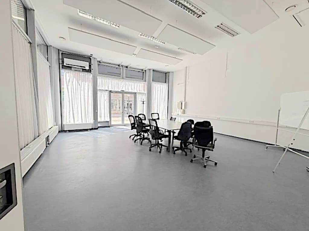 1-Zimmer-Gewerbeimmobilie mieten in Wien – 129 m², € 1.500 – Bild 3 von 10