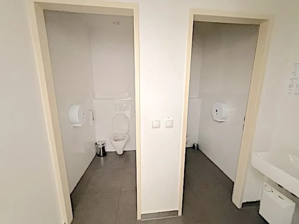 1-Zimmer-Gewerbeimmobilie mieten in Wien – 129 m², € 1.500 – Bild 4 von 10