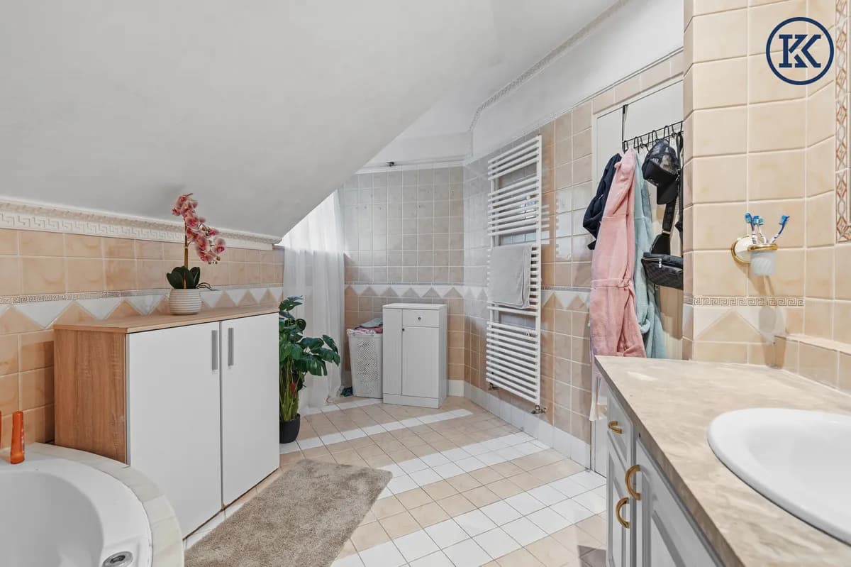8-Zimmer-Immobilie kaufen in Wien – 214,57 m², € 1.600.000 – Bild 36 von 75