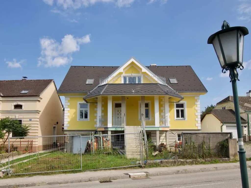 9-Zimmer-Haus kaufen in Melk – 294 m², € 330.000 – Bild 3 von 16
