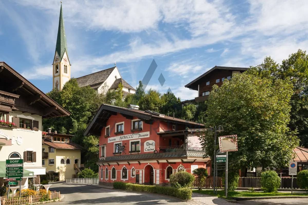 11-Zimmer-Gewerbeimmobilie kaufen in Kitzbühel – 343 m², € 1.500.000