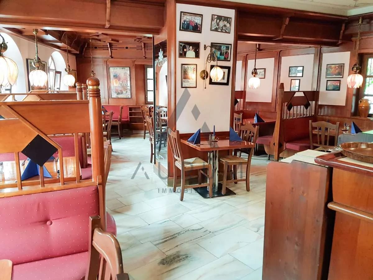 11-Zimmer-Gewerbeimmobilie kaufen in Kitzbühel – 343 m², € 1.500.000 – Bild 6 von 13