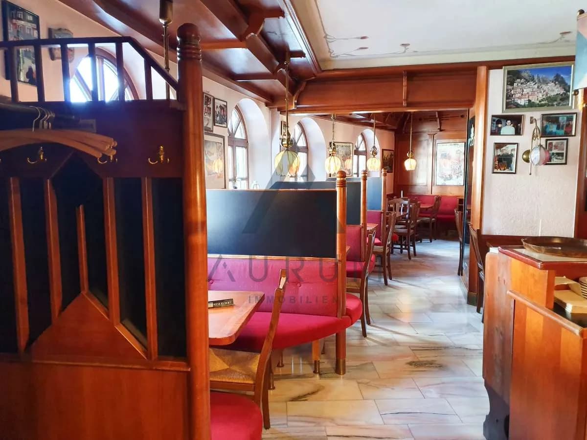 11-Zimmer-Gewerbeimmobilie kaufen in Kitzbühel – 343 m², € 1.500.000 – Bild 8 von 13