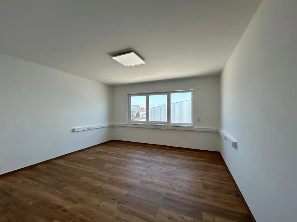 4-Zimmer-Gewerbeimmobilie mieten in Baden – 113 m², € 1.746 – Bild 9 von 15