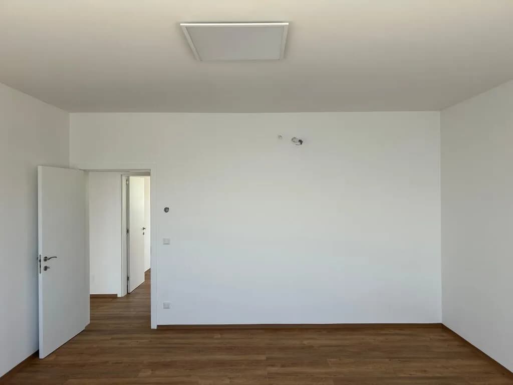 4-Zimmer-Gewerbeimmobilie mieten in Baden – 113 m², € 1.746 – Bild 11 von 15