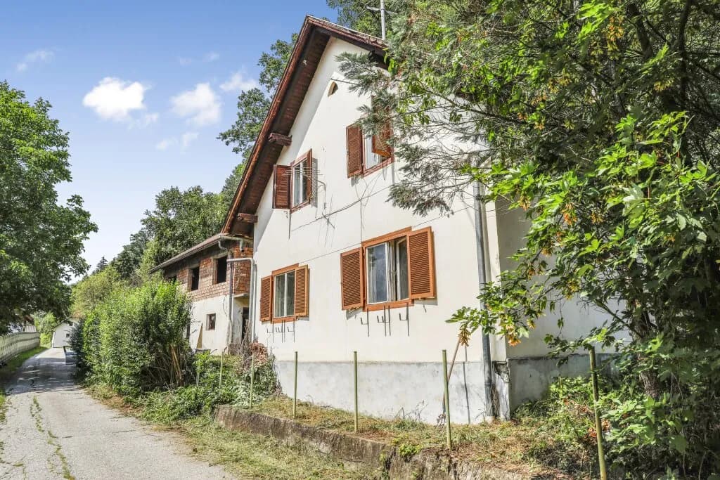 Haus kaufen in Villach Land – 267 m², € 178.000 – Bild 2 von 13
