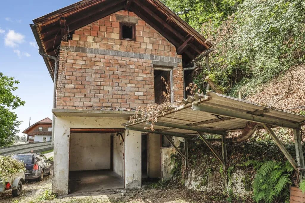 Haus kaufen in Villach Land – 267 m², € 178.000 – Bild 4 von 13