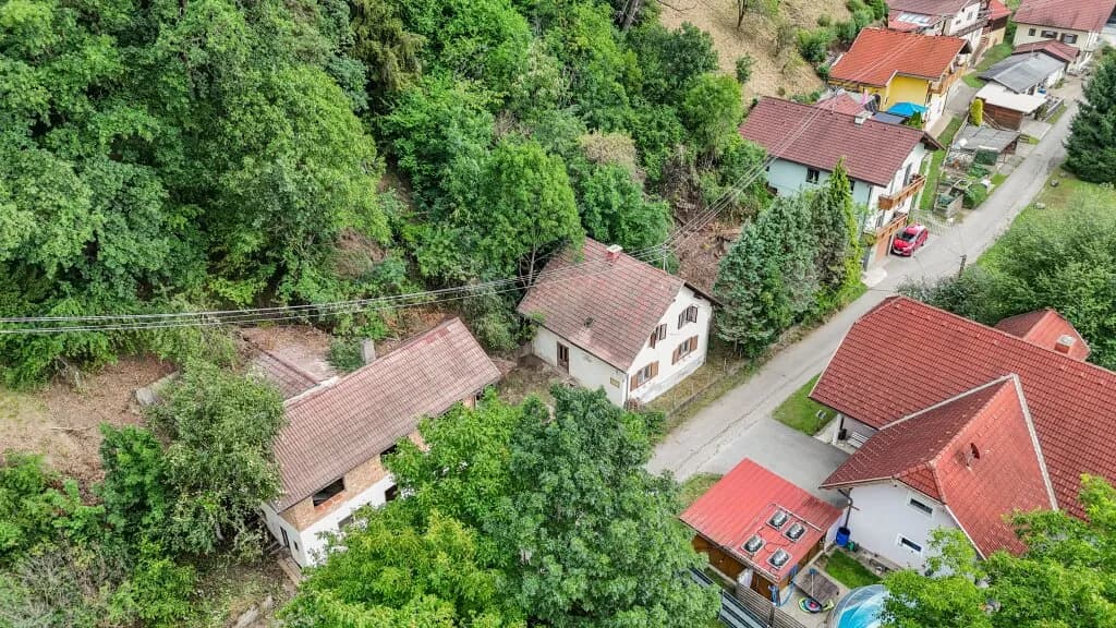 Haus kaufen in Villach Land – 267 m², € 178.000 – Bild 9 von 13
